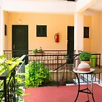 Maria\'S Apartments